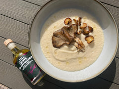 Potage de céleri rave et panais à l’huile de truffe